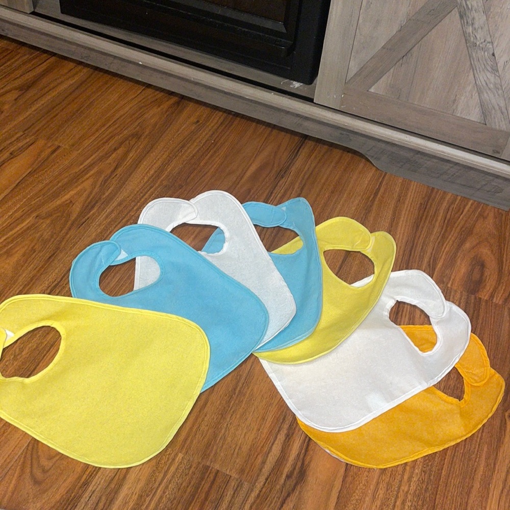 Parents Choice bundle of Toddler Bibs NWOT